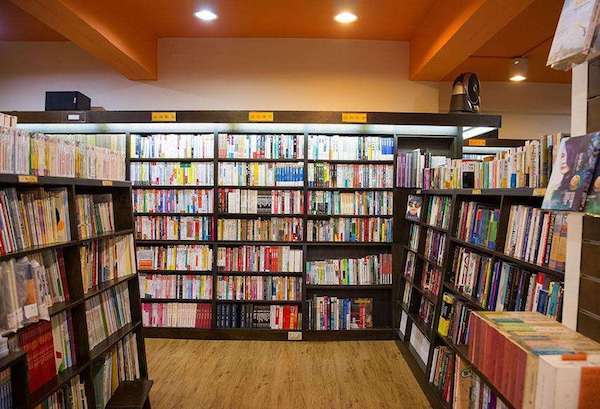 二手書(shū)也能賣(mài)錢(qián)，年銷(xiāo)售額破25萬(wàn) 二手日用百貨銷(xiāo)售指南